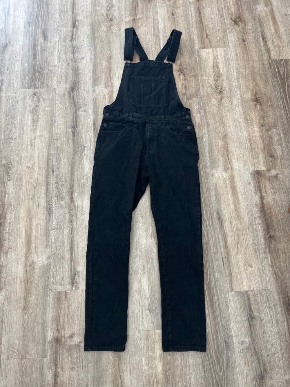 NWOT Forever 21 Black Denim Overalls with Front Bib